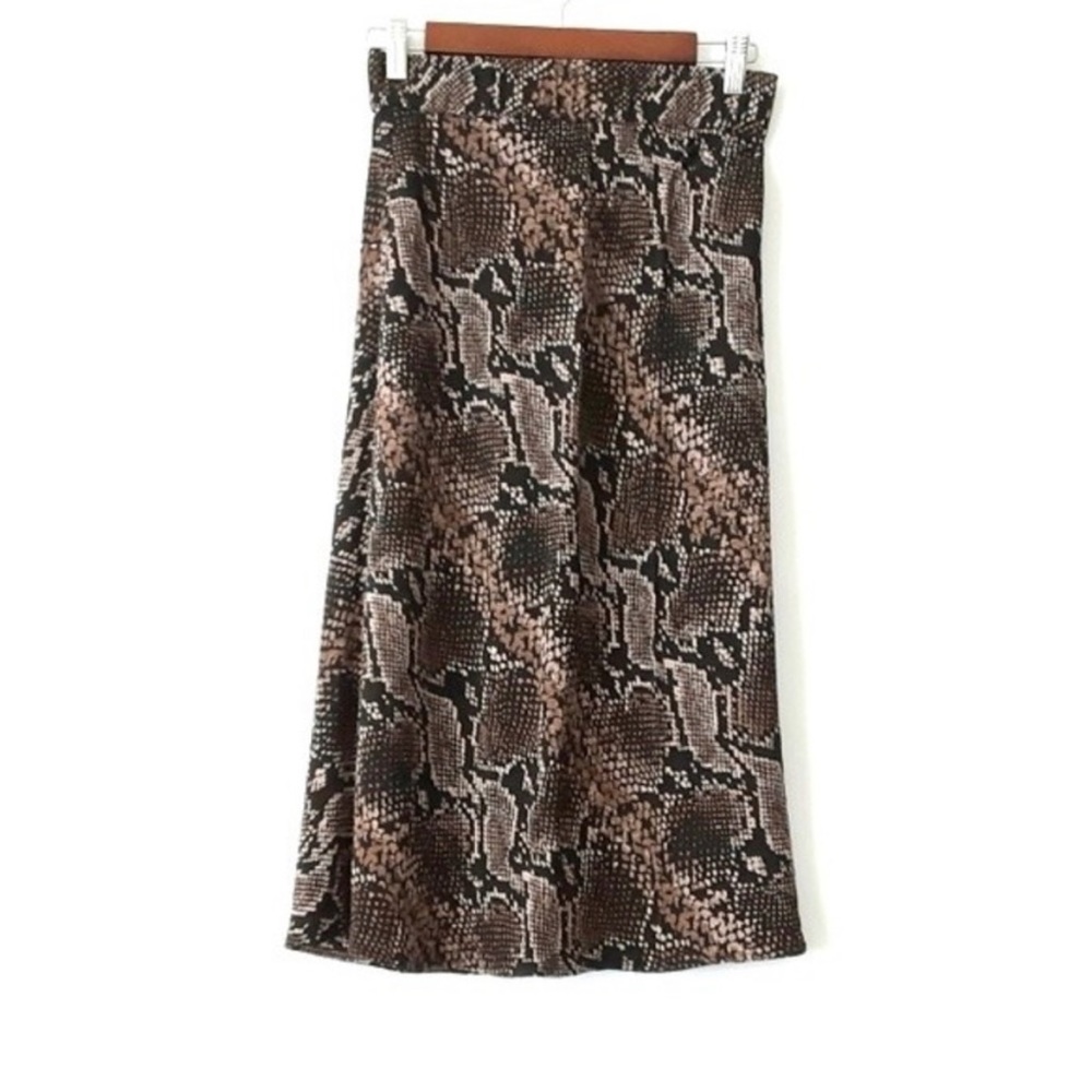 Flattering Zara midi snake printed skirt